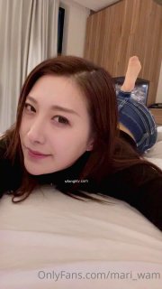 G奶豪乳极品尤物【大啵啵】无毛粉嫩美穴，大奶乳摇摆臀，浴室